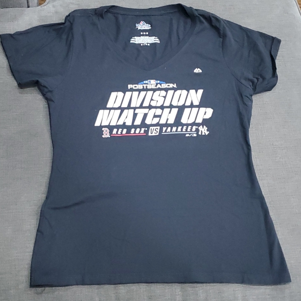 💥50% sale💥Yankees Red Sox match up tee Med #998